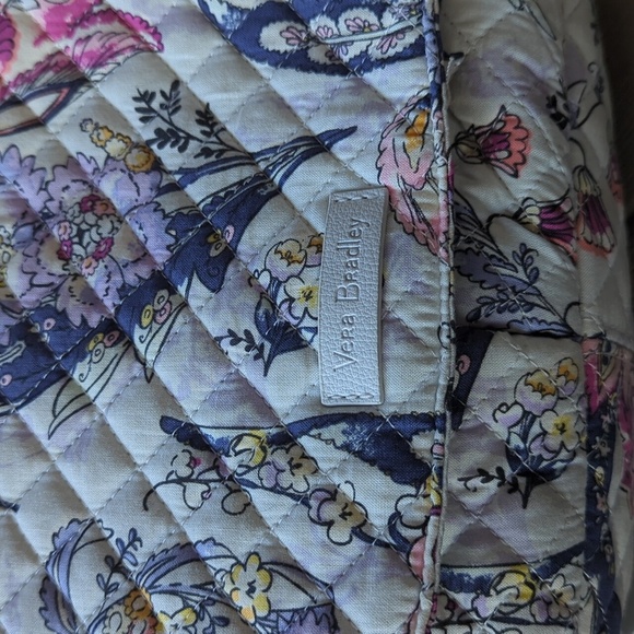 Vera Bradley Large Purse Floral Quiled - Picture 3 of 3